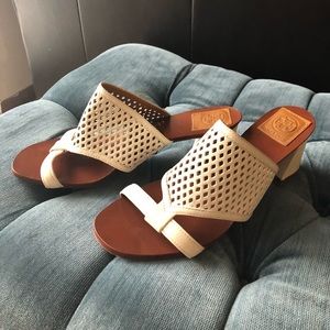 Tory Burch slide sandals in Doris